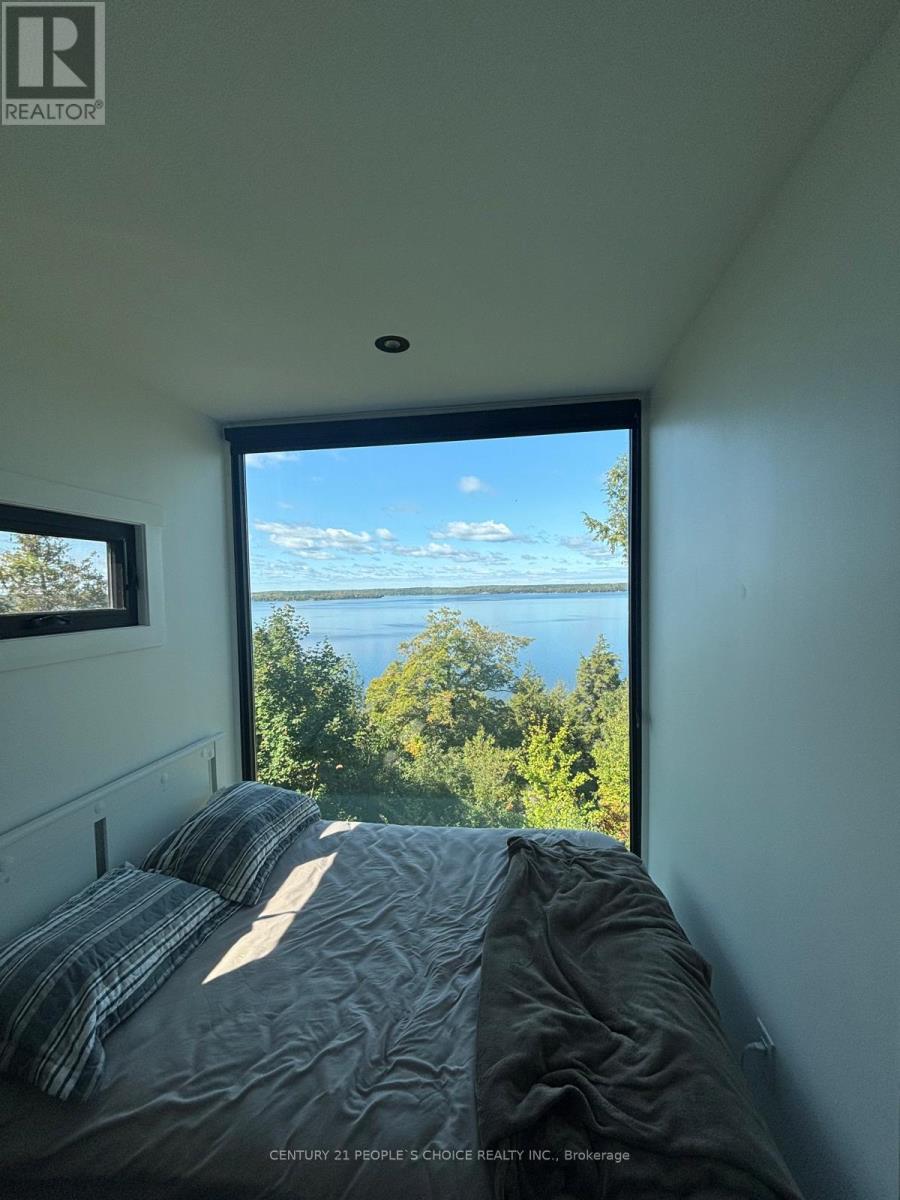 1356 South Lake Bernard Road, Strong, Ontario  P0A 1Z0 - Photo 16 - X12514808