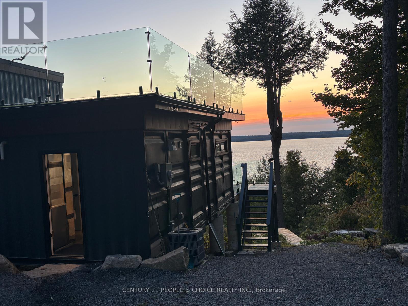 1356 South Lake Bernard Road, Strong, Ontario  P0A 1Z0 - Photo 22 - X12514808