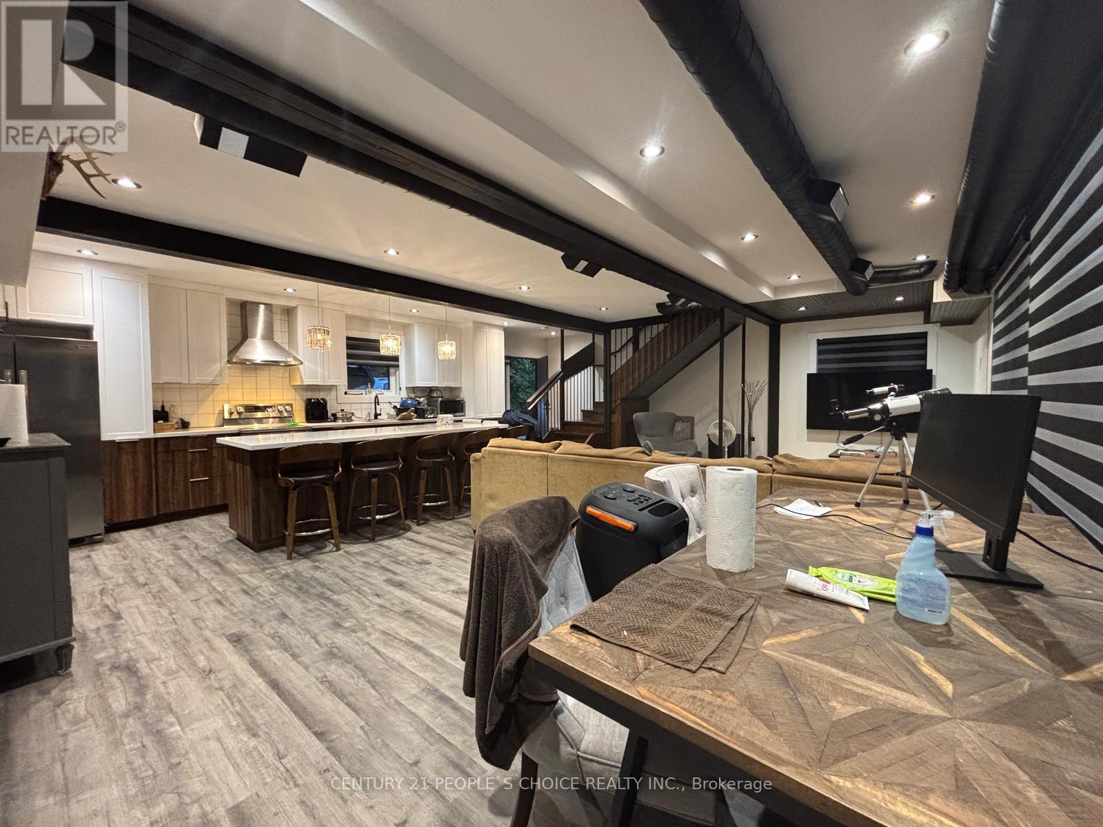 1356 South Lake Bernard Road, Strong, Ontario  P0A 1Z0 - Photo 8 - X12514808