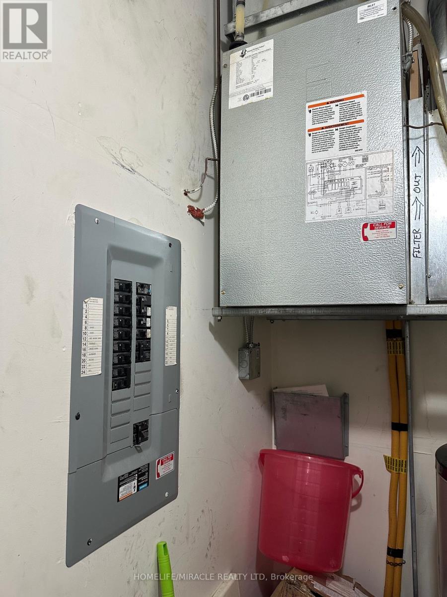 204 - 150 Colborne Street, Brantford, Ontario  N3T 2G6 - Photo 16 - X12514872