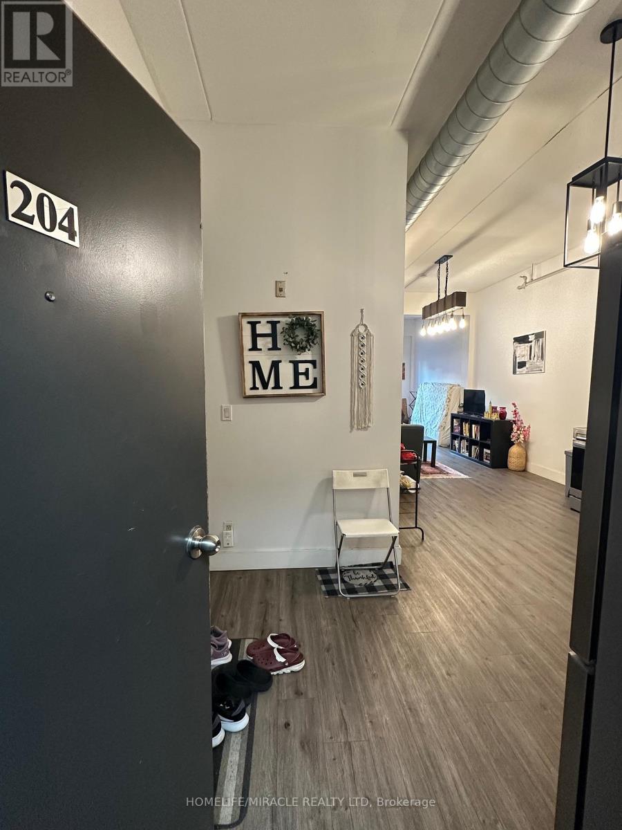 204 - 150 Colborne Street, Brantford, Ontario  N3T 2G6 - Photo 3 - X12514872