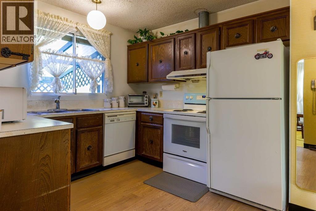 204 Norfolk Road Nw, Calgary, Alberta  T2K 5P7 - Photo 9 - A2268368