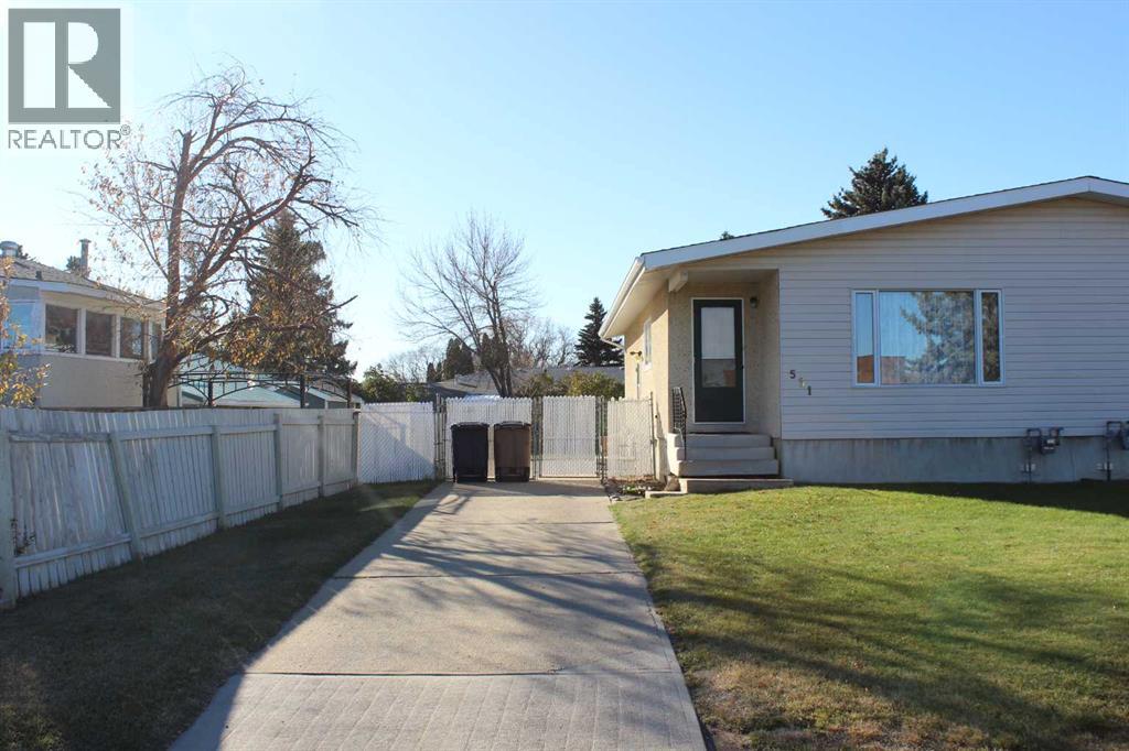 B, 531 4 Avenue E, Brooks, Alberta  T1R 0G7 - Photo 3 - A2267452