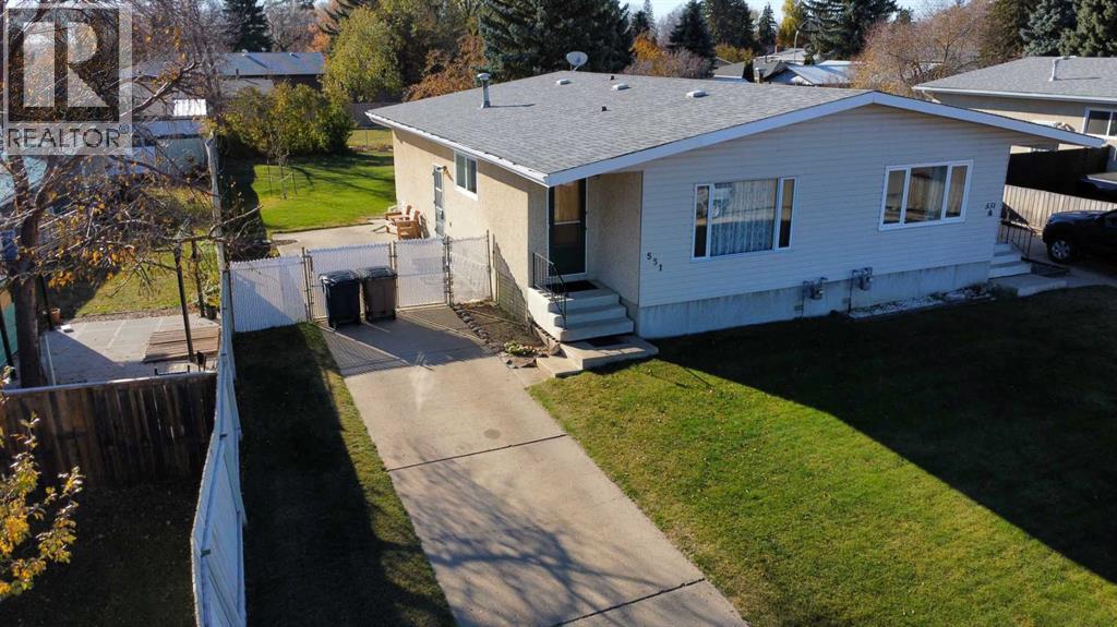 B, 531 4 Avenue E, Brooks, Alberta  T1R 0G7 - Photo 1 - A2267452