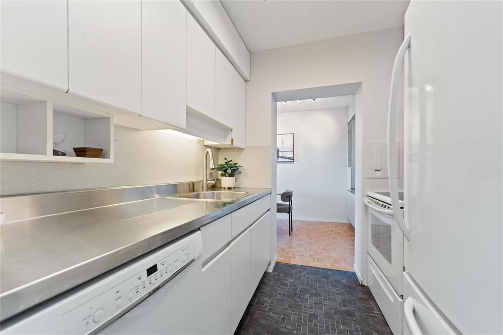 10c 300 Roslyn Road, Winnipeg, Manitoba  R3L 0H4 - Photo 12 - 202527997