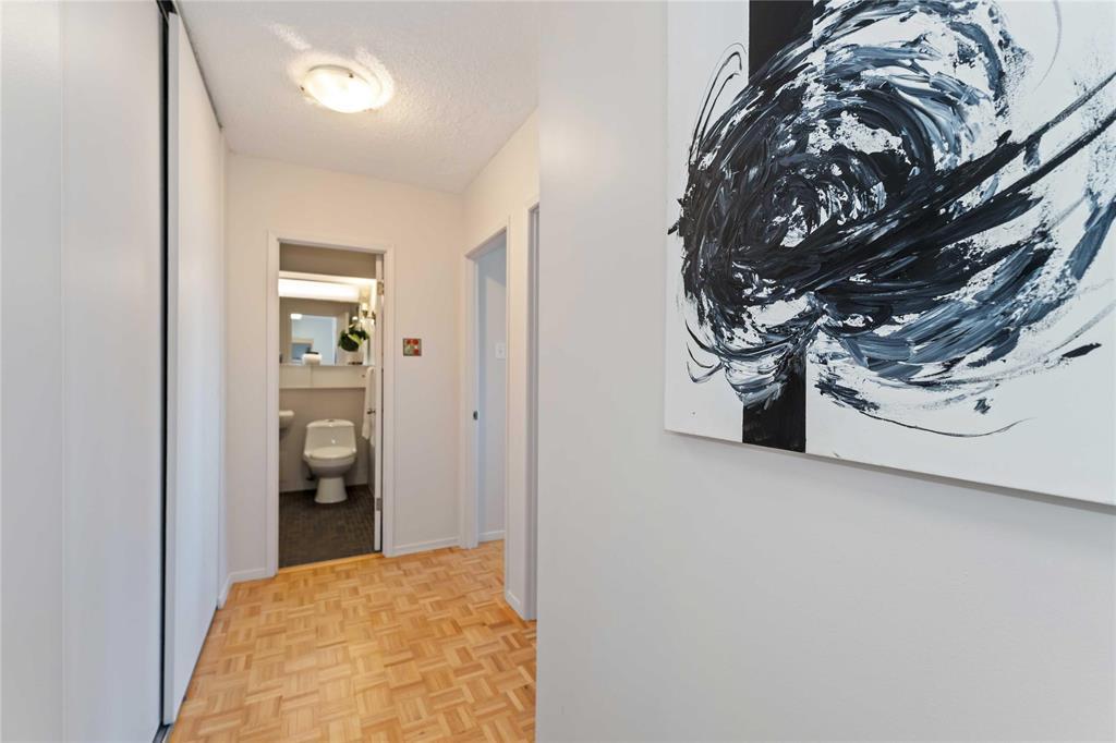 10c 300 Roslyn Road, Winnipeg, Manitoba  R3L 0H4 - Photo 3 - 202527997