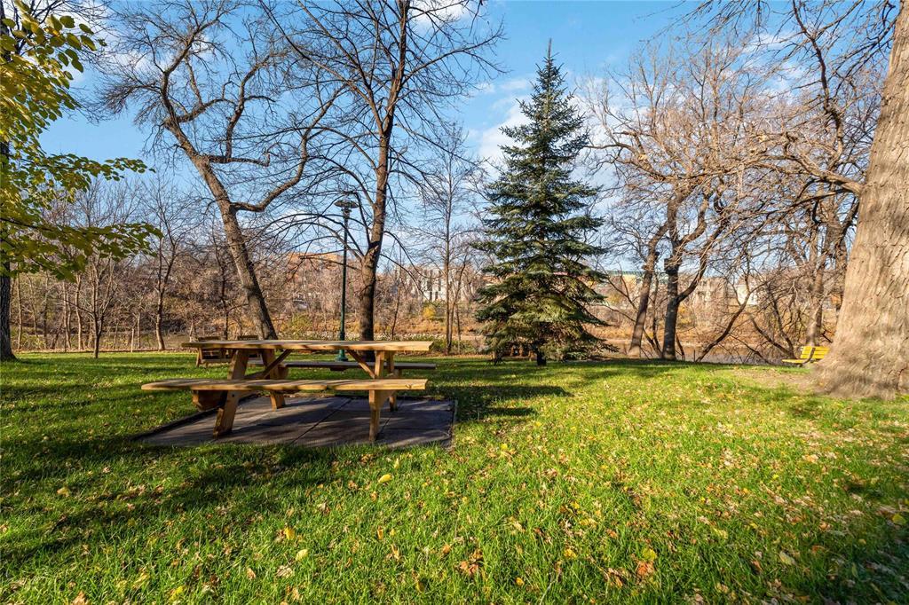 10c 300 Roslyn Road, Winnipeg, Manitoba  R3L 0H4 - Photo 43 - 202527997