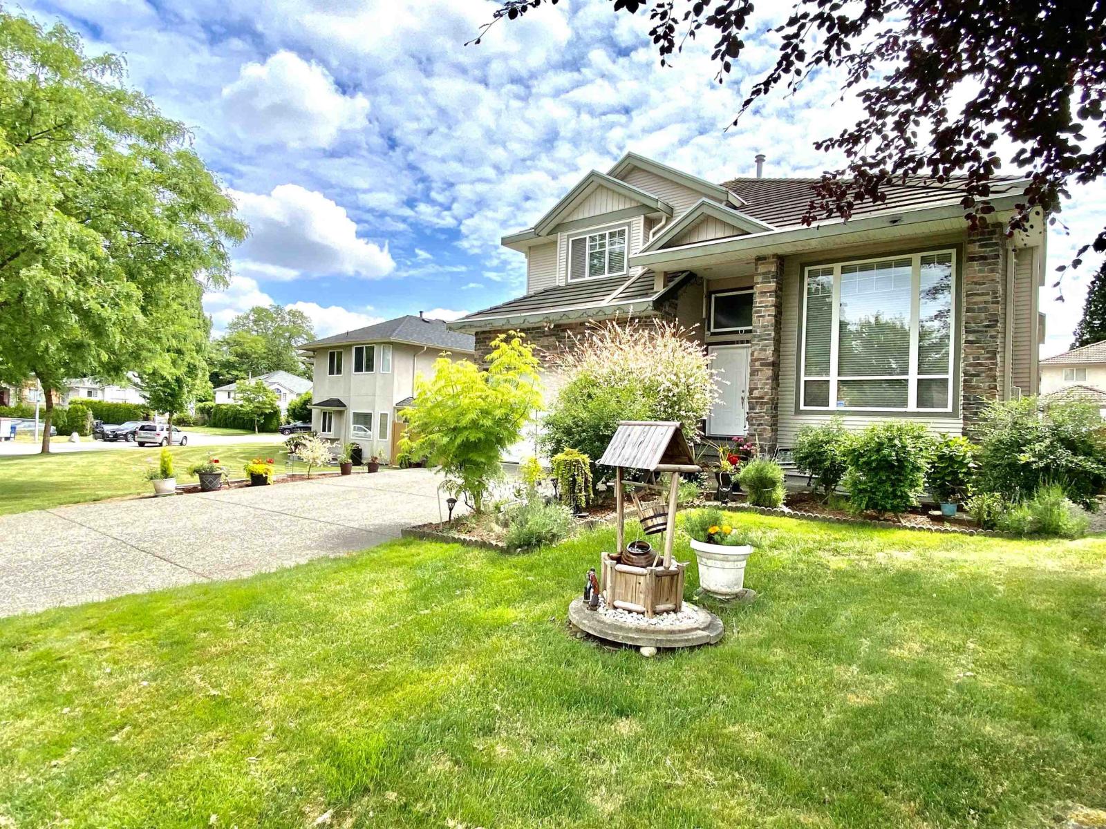 16072 96A AVENUE, Surrey, British Columbia