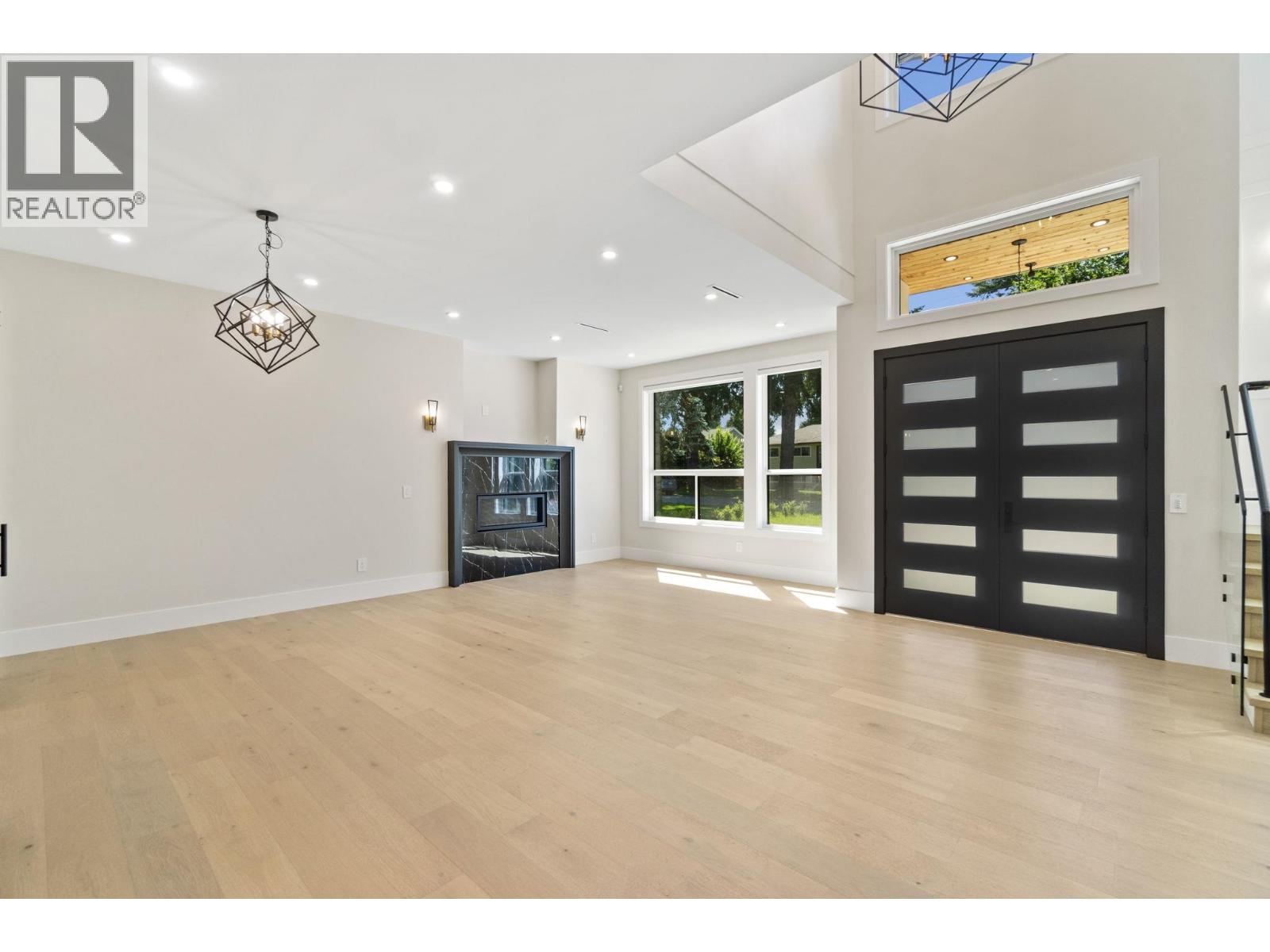 841 Rondeau Street, Coquitlam, British Columbia  V3J 5Z4 - Photo 10 - R3064931