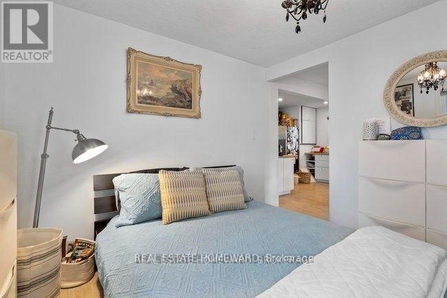 4 Warvet Crescent, Toronto, Ontario  M4B 1P3 - Photo 11 - E12476855