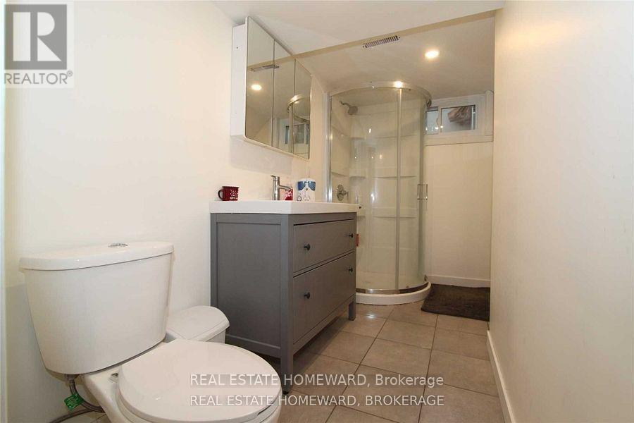 4 Warvet Crescent, Toronto, Ontario  M4B 1P3 - Photo 23 - E12476855