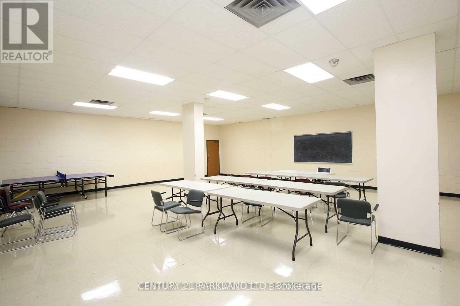 1102 - 3 Massey Square, Toronto, Ontario  M4C 5L5 - Photo 26 - E12514840