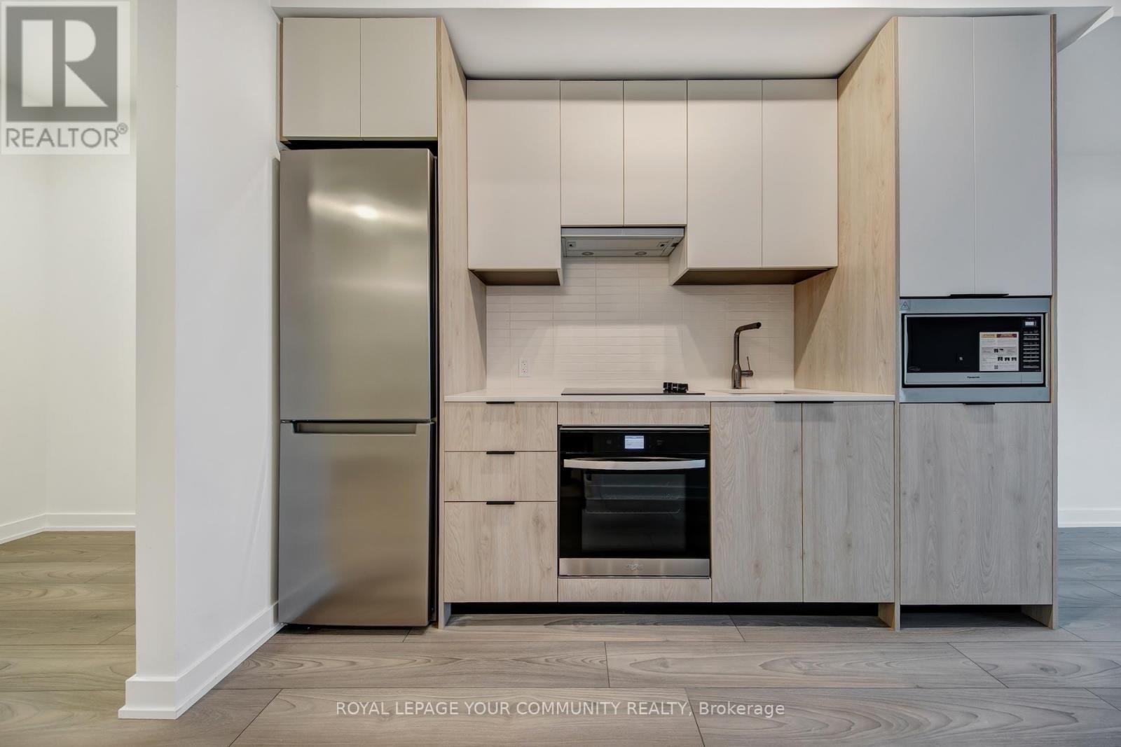 405 - 1007 The Queensway, Toronto, Ontario M8Z 0H4 - Photo 9 - W12507392