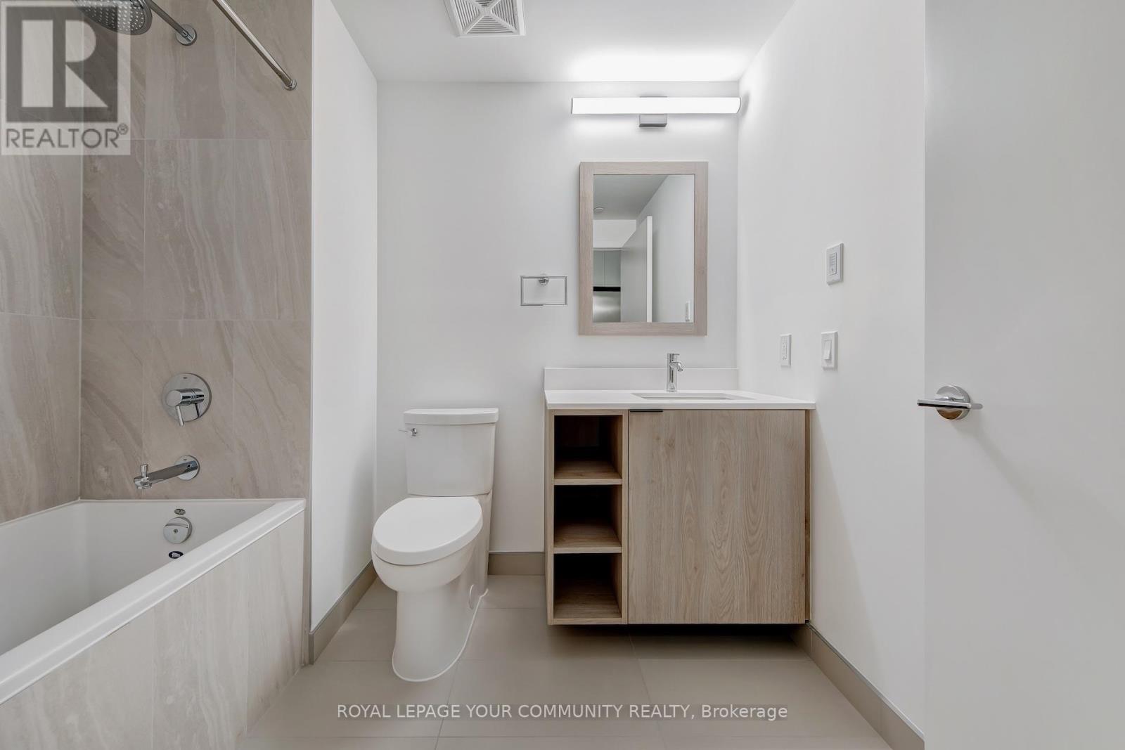 405 - 1007 The Queensway, Toronto, Ontario M8Z 0H4 - Photo 7 - W12507392