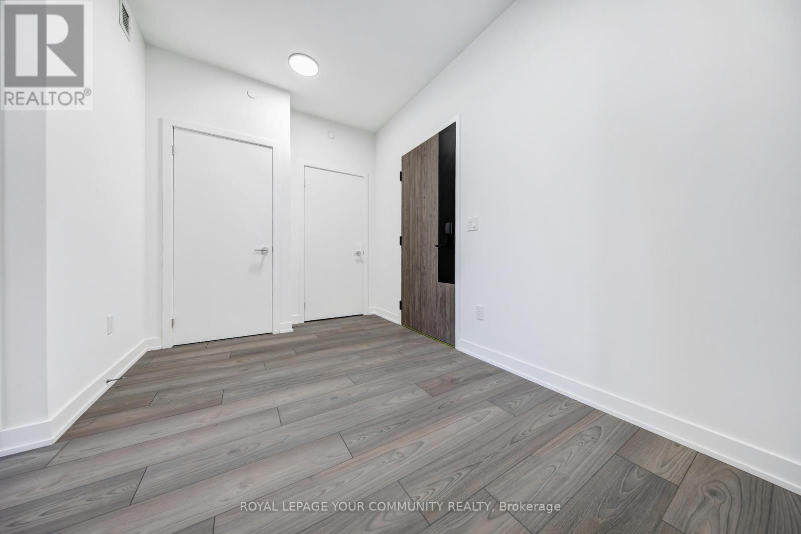 405 - 1007 The Queensway, Toronto, Ontario M8Z 0H4 - Photo 5 - W12507392