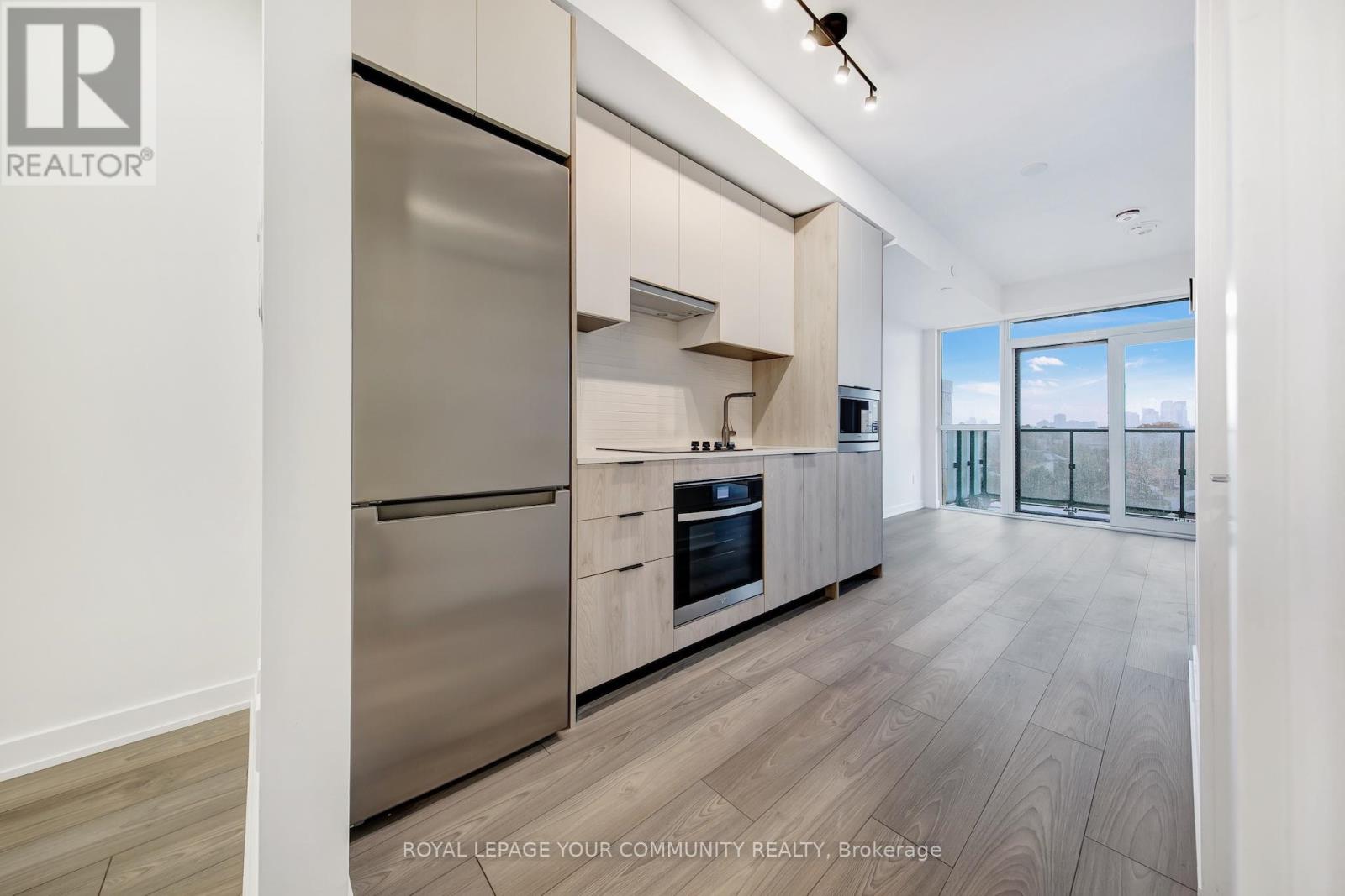 405 - 1007 The Queensway, Toronto, Ontario M8Z 0H4 - Photo 8 - W12507392