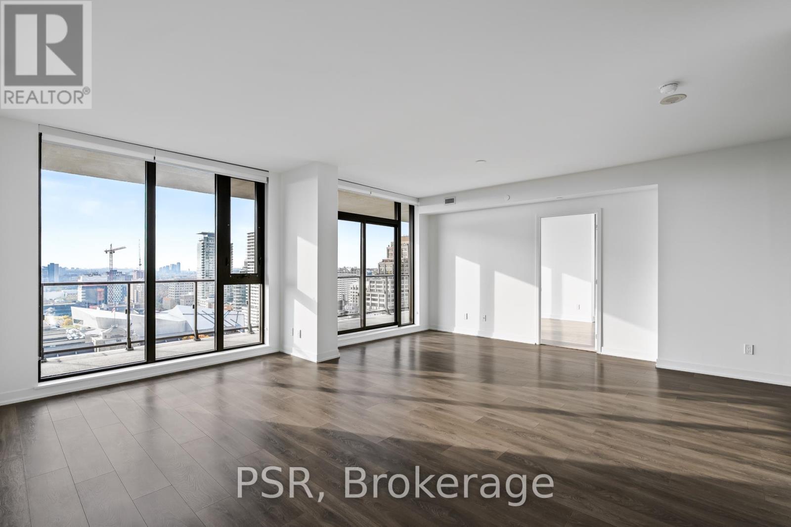 2207 - 2 ST THOMAS STREET, Toronto, Ontario