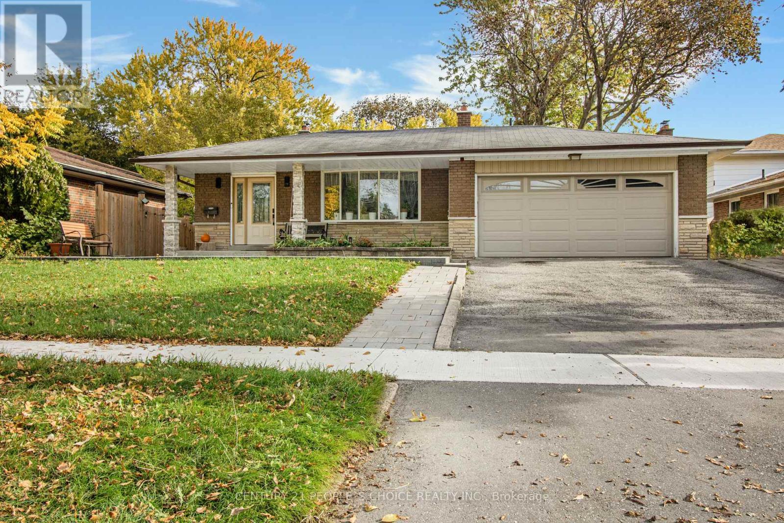 29 SKYRIDGE ROAD, Toronto, Ontario