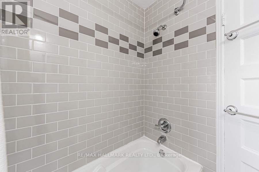 717 Rhodes Avenue, Toronto, Ontario  M4J 4X5 - Photo 21 - E12514940