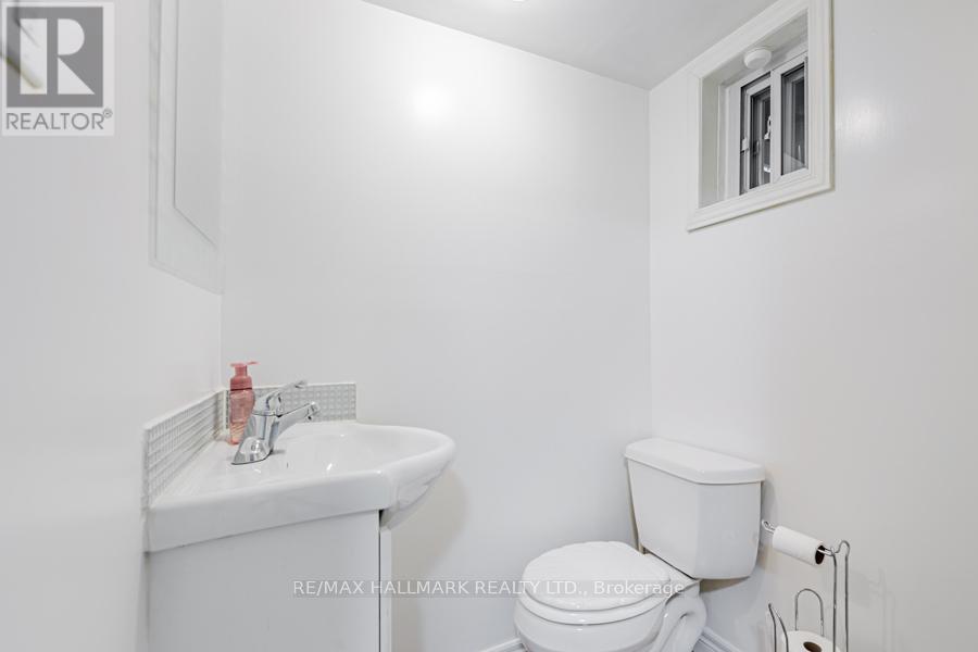 717 Rhodes Avenue, Toronto, Ontario  M4J 4X5 - Photo 35 - E12514940