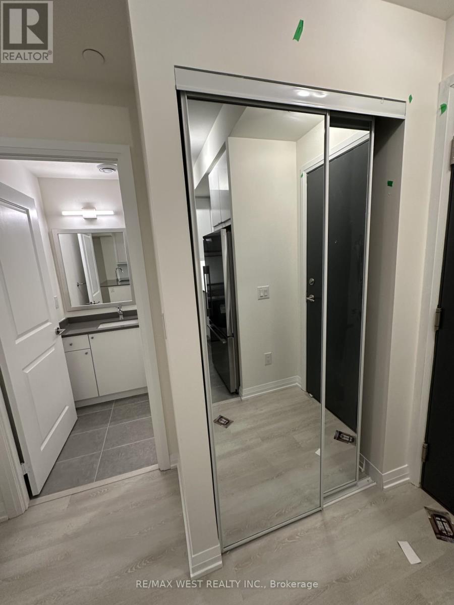 412 - 3260 Sheppard Avenue E, Toronto, Ontario  M1T 0B5 - Photo 3 - E12514954