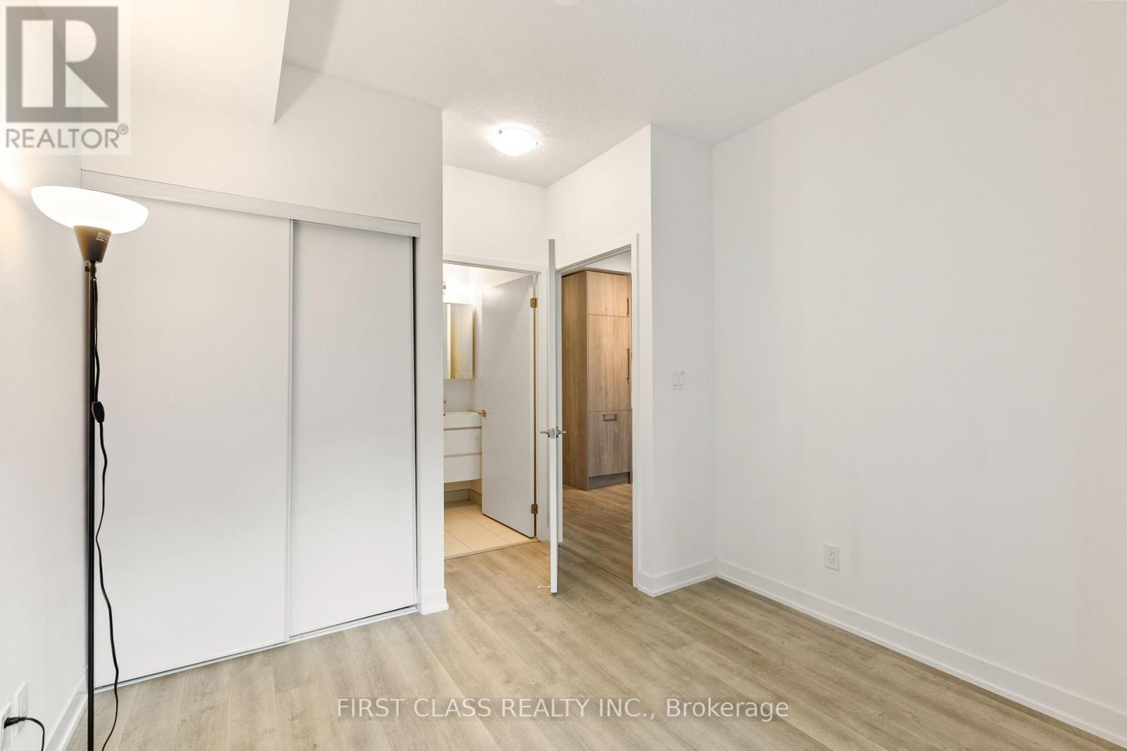 405 - 38 Simcoe Promenade W, Markham, Ontario L6G 0H7 - Photo 17 - N12514924