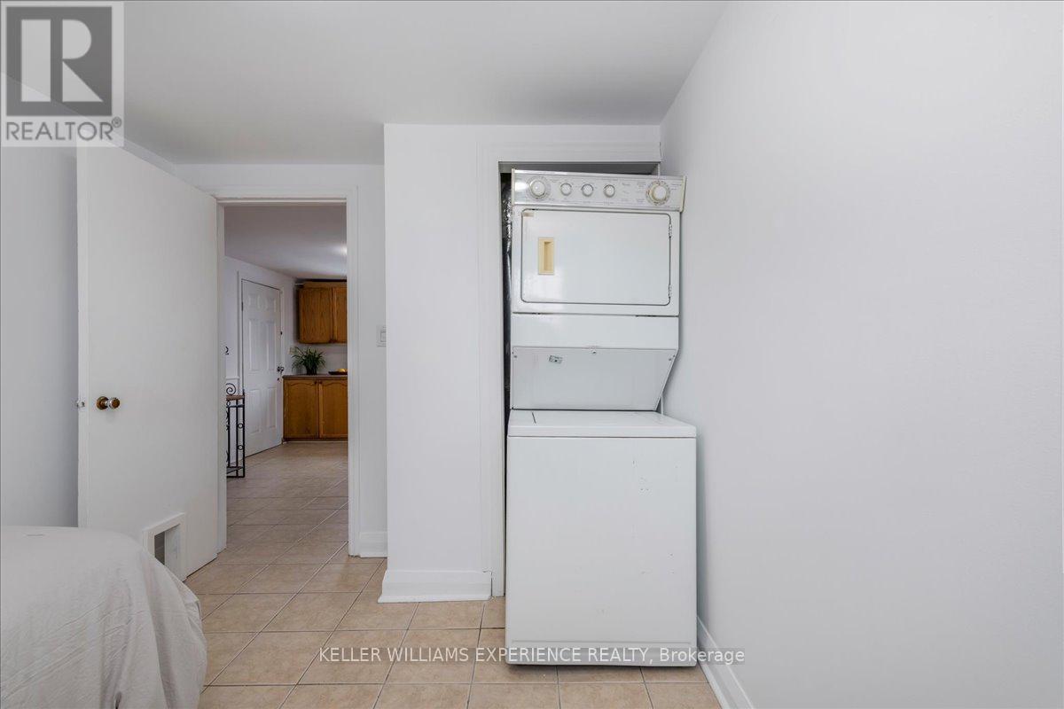 116 Huronia Road, Barrie (Allandale), Ontario  L4N 4E9 - Photo 12 - S12514912