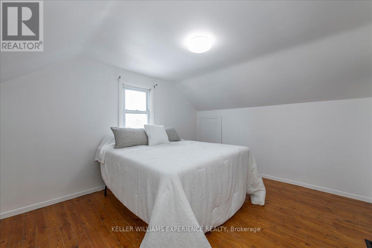 116 Huronia Road, Barrie (Allandale), Ontario  L4N 4E9 - Photo 18 - S12514912