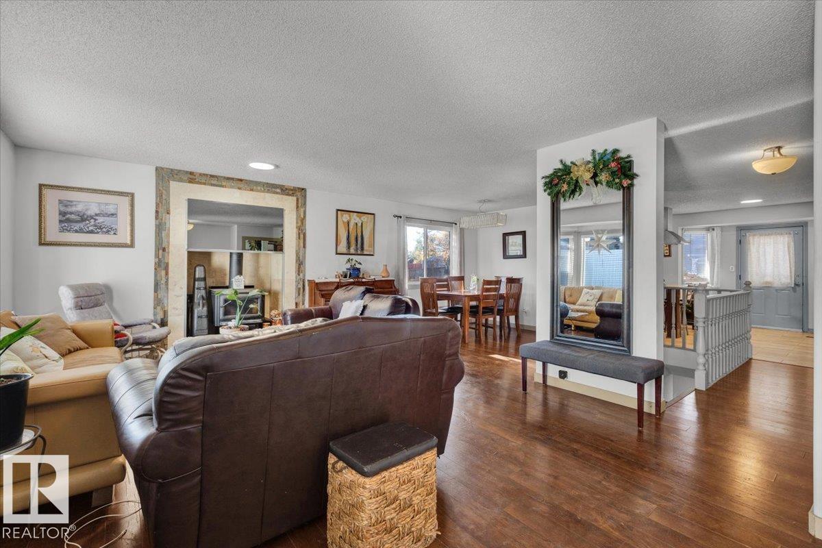 3736 48 St Nw, Edmonton, Alberta  T6L 3T3 - Photo 4 - E4462237