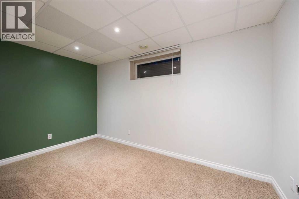 150 Plamondon Way, Fort Mcmurray, Alberta  T9K 0A6 - Photo 32 - A2262457