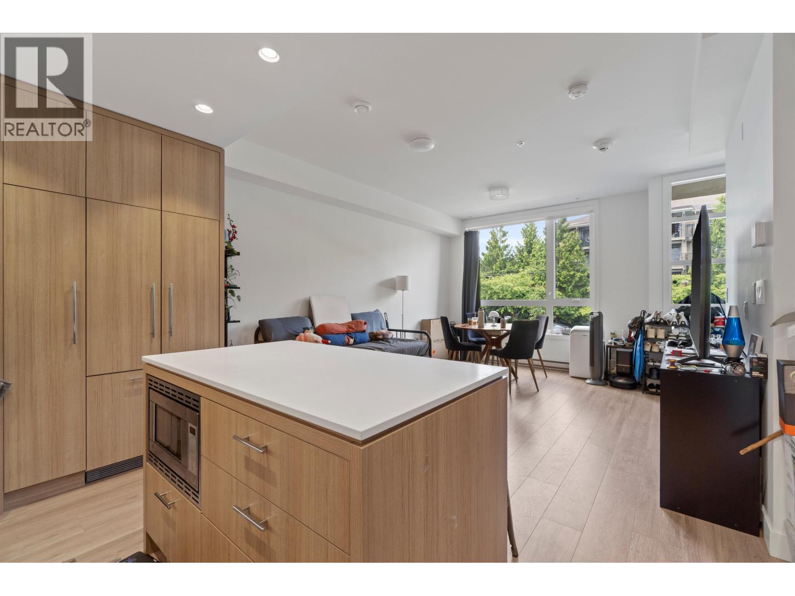 114 6085 Irmin Street, Burnaby, British Columbia  V5J 5C5 - Photo 5 - R3065060