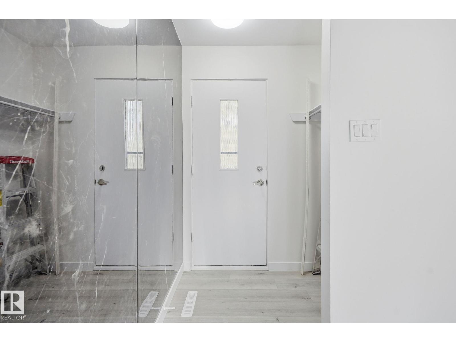 14719 87 Av Nw, Edmonton, Alberta  T5R 4E5 - Photo 3 - E4464848