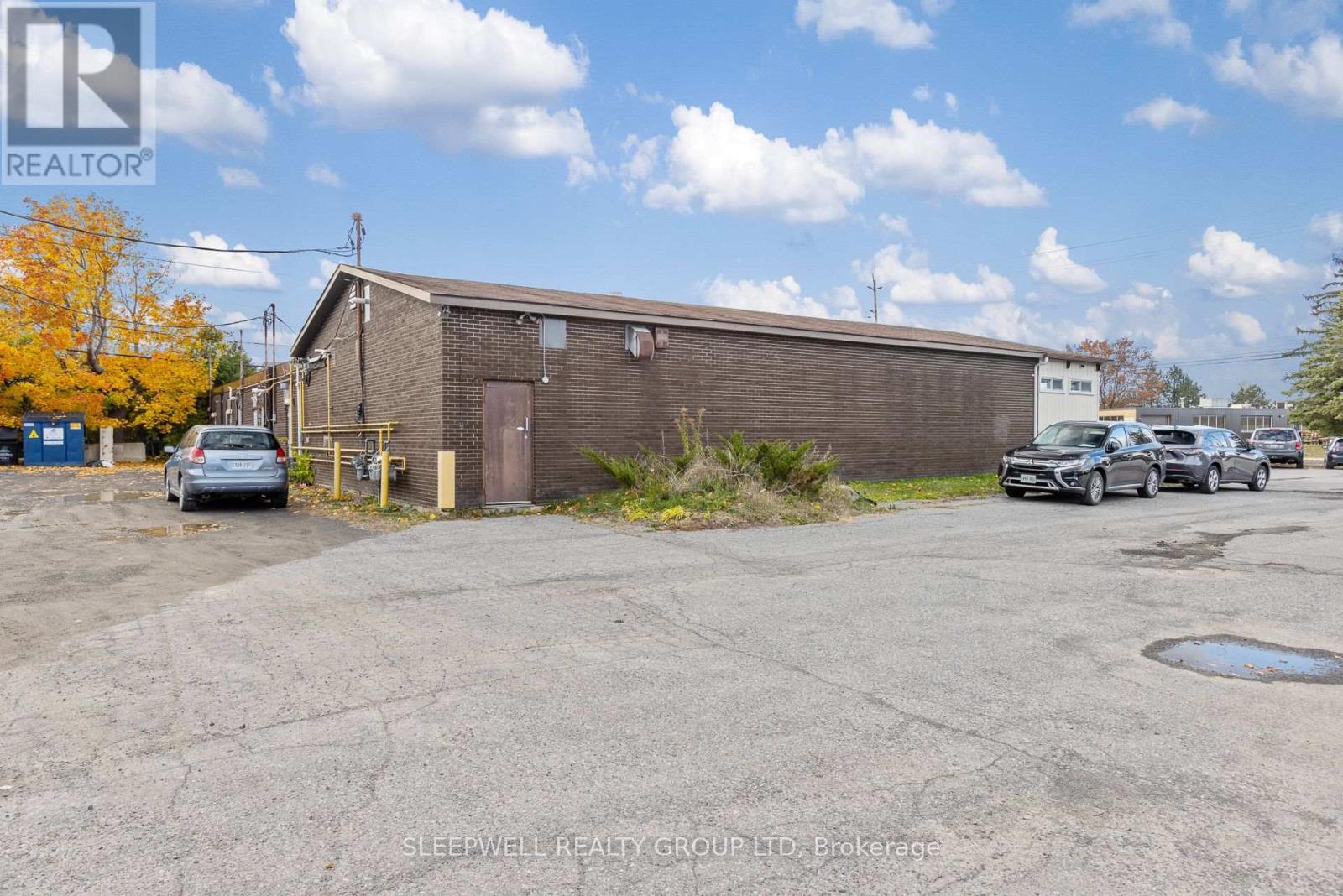 24 Northside Road, Ottawa, Ontario  K2H 5Z3 - Photo 12 - X12514966