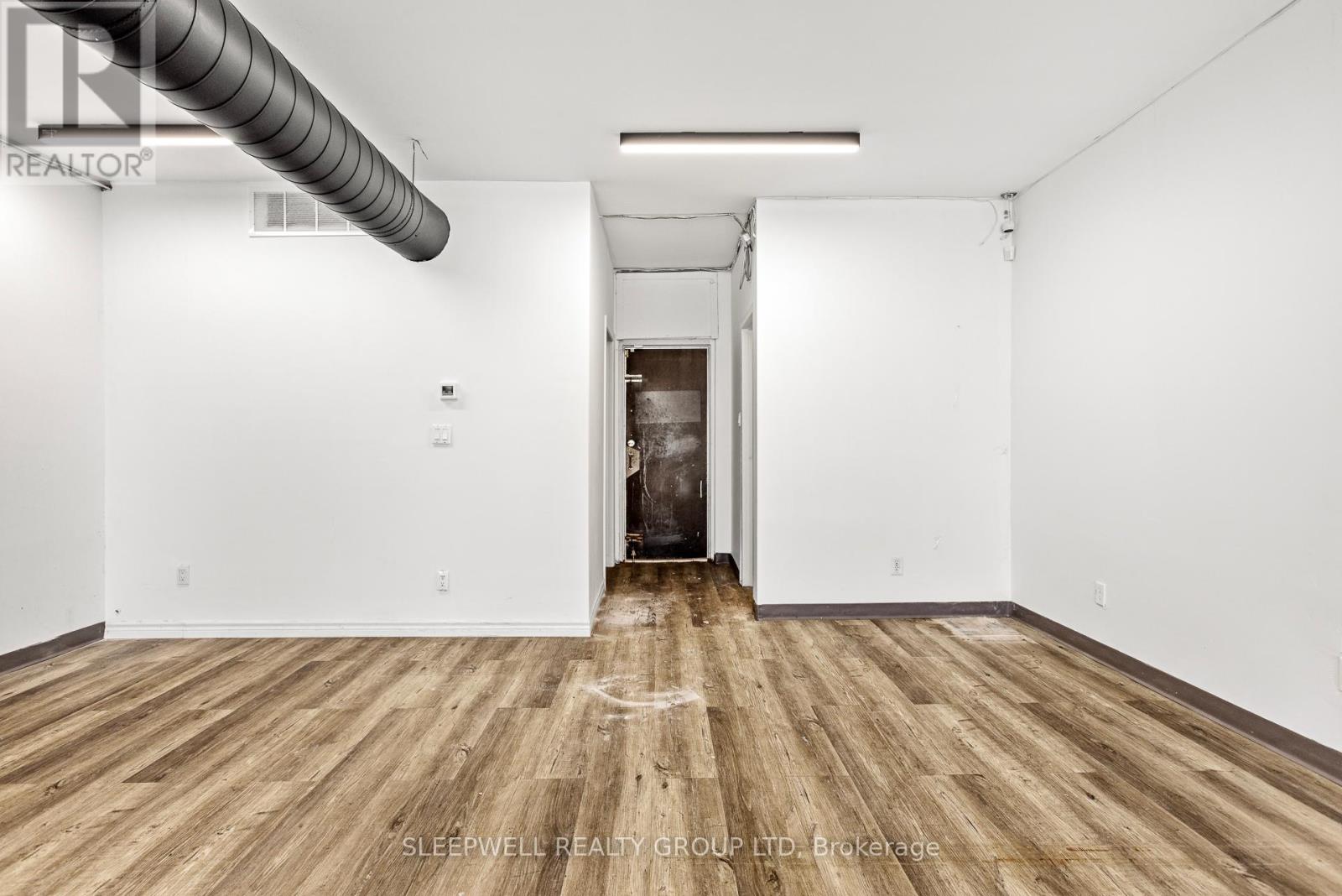 24 Northside Road, Ottawa, Ontario  K2H 5Z3 - Photo 7 - X12514966