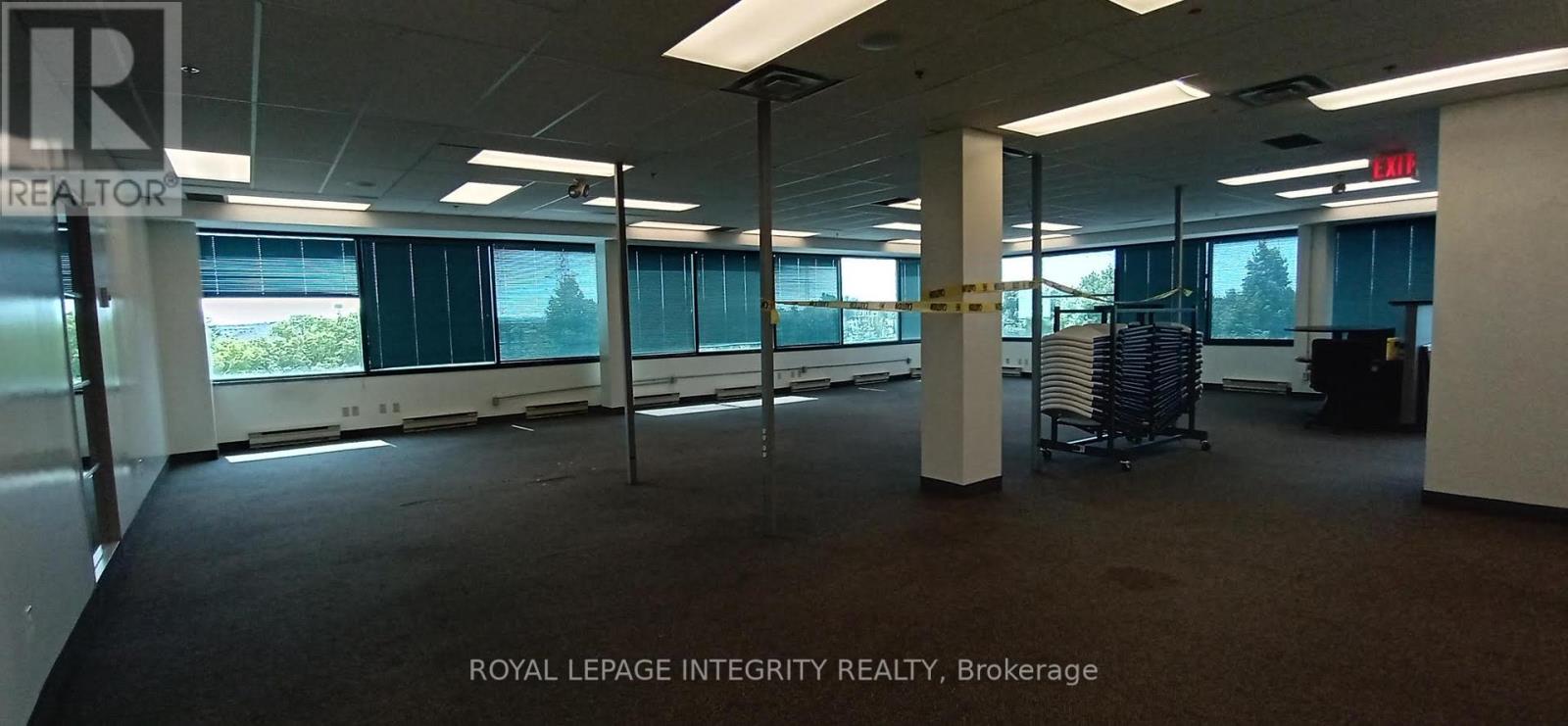 300 - 135 Michael Cowpland Drive, Ottawa, Ontario  K2M 2E9 - Photo 6 - X12515054