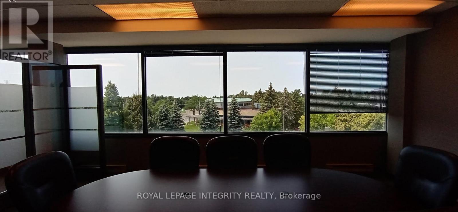 300 - 135 Michael Cowpland Drive, Ottawa, Ontario  K2M 2E9 - Photo 8 - X12515054