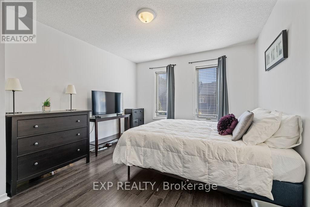 15 - 2006 Glenada Crescent, Oakville, Ontario  L6H 5R9 - Photo 25 - W12515062