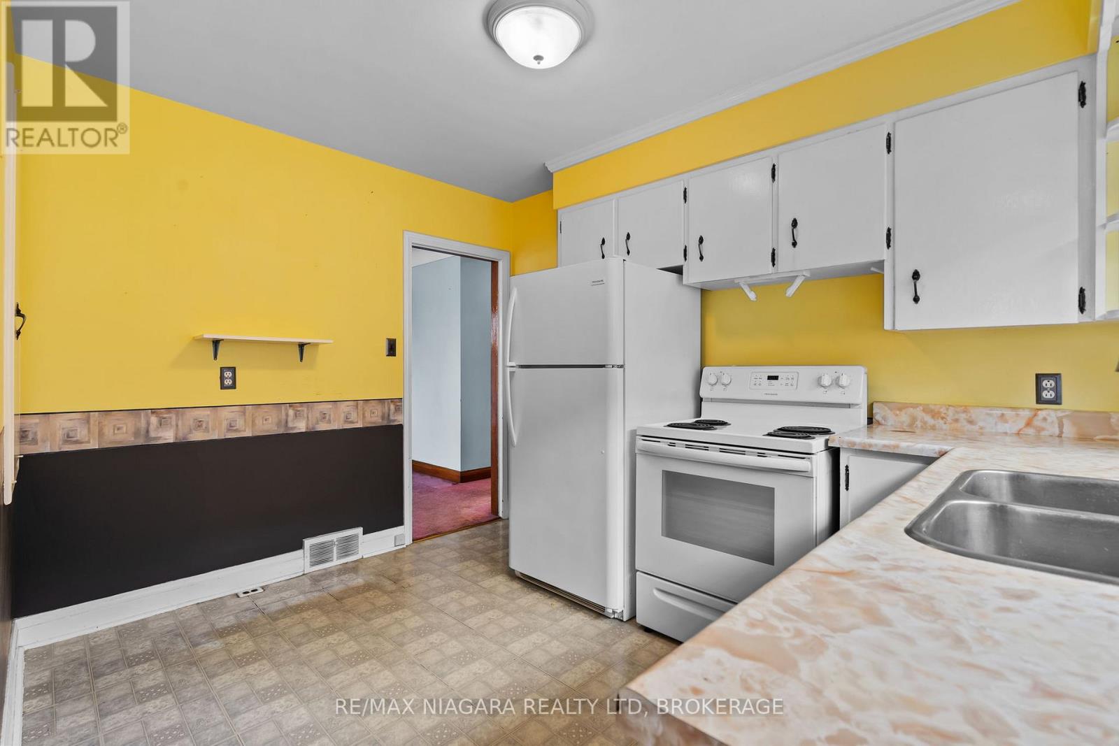 7653 Wayne Street, Niagara Falls, Ontario  L2H 1G7 - Photo 8 - X12515042