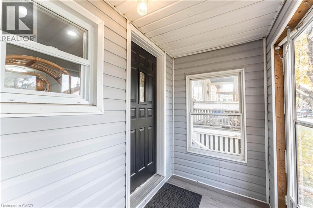 284 Paling Avenue, Hamilton, Ontario  L8H 5J9 - Photo 4 - 40785972