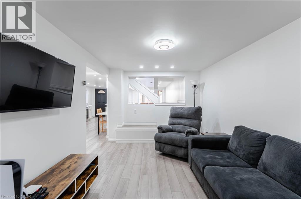 284 Paling Avenue, Hamilton, Ontario  L8H 5J9 - Photo 7 - 40785972