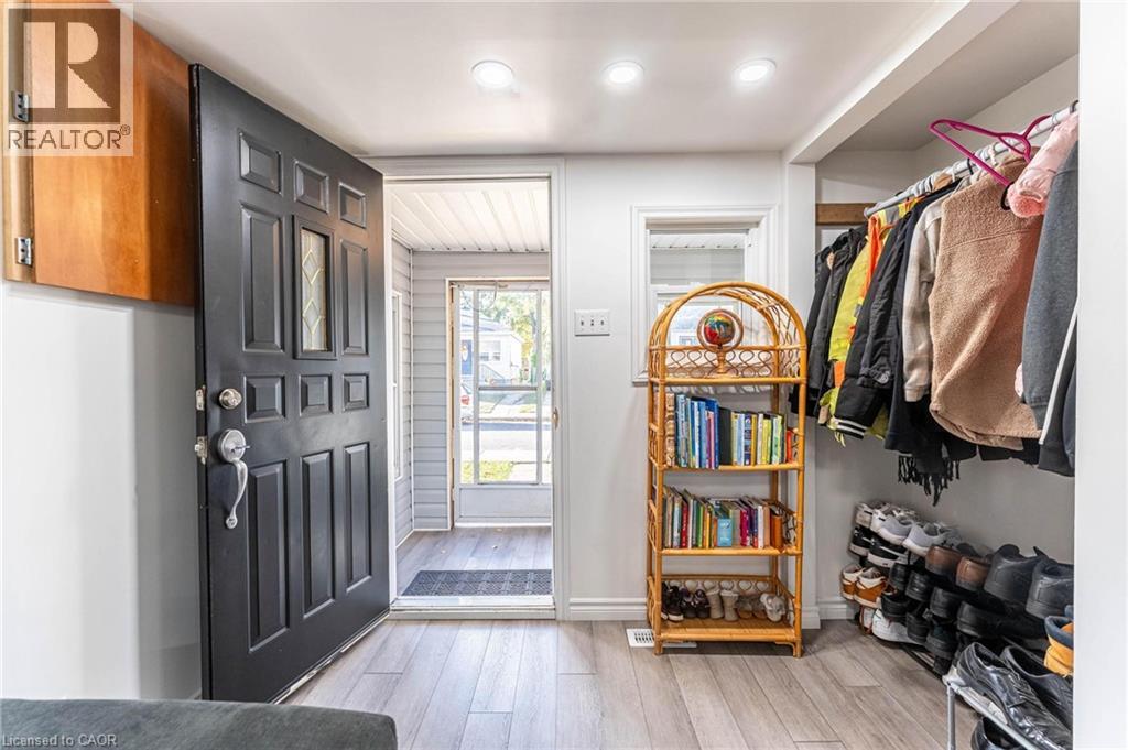 284 Paling Avenue, Hamilton, Ontario  L8H 5J9 - Photo 5 - 40785972