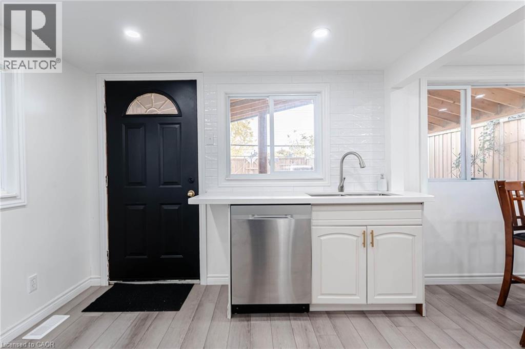 284 Paling Avenue, Hamilton, Ontario  L8H 5J9 - Photo 16 - 40785972