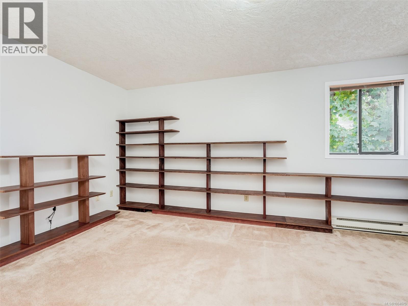 1335 Rudlin St, Victoria, British Columbia  V8V 3R9 - Photo 12 - 1004675