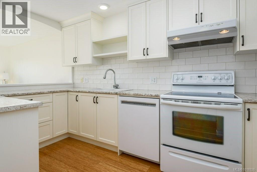 14 1876 Comox Ave, Comox, British Columbia  V9M 3M7 - Photo 23 - 1018926