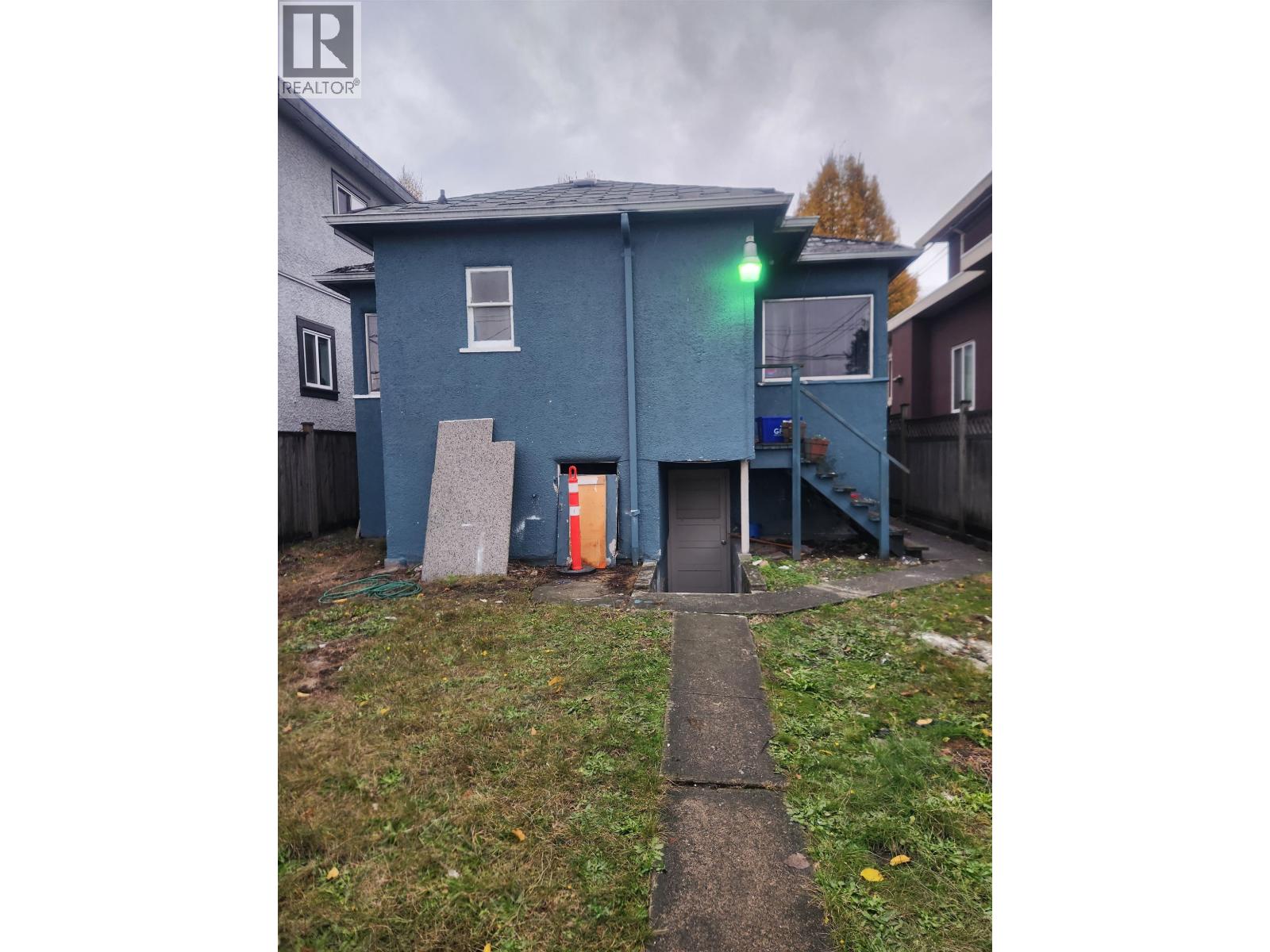 266 E 49th Avenue, Vancouver, British Columbia V5W 2G5 - Photo 2 - R3064982