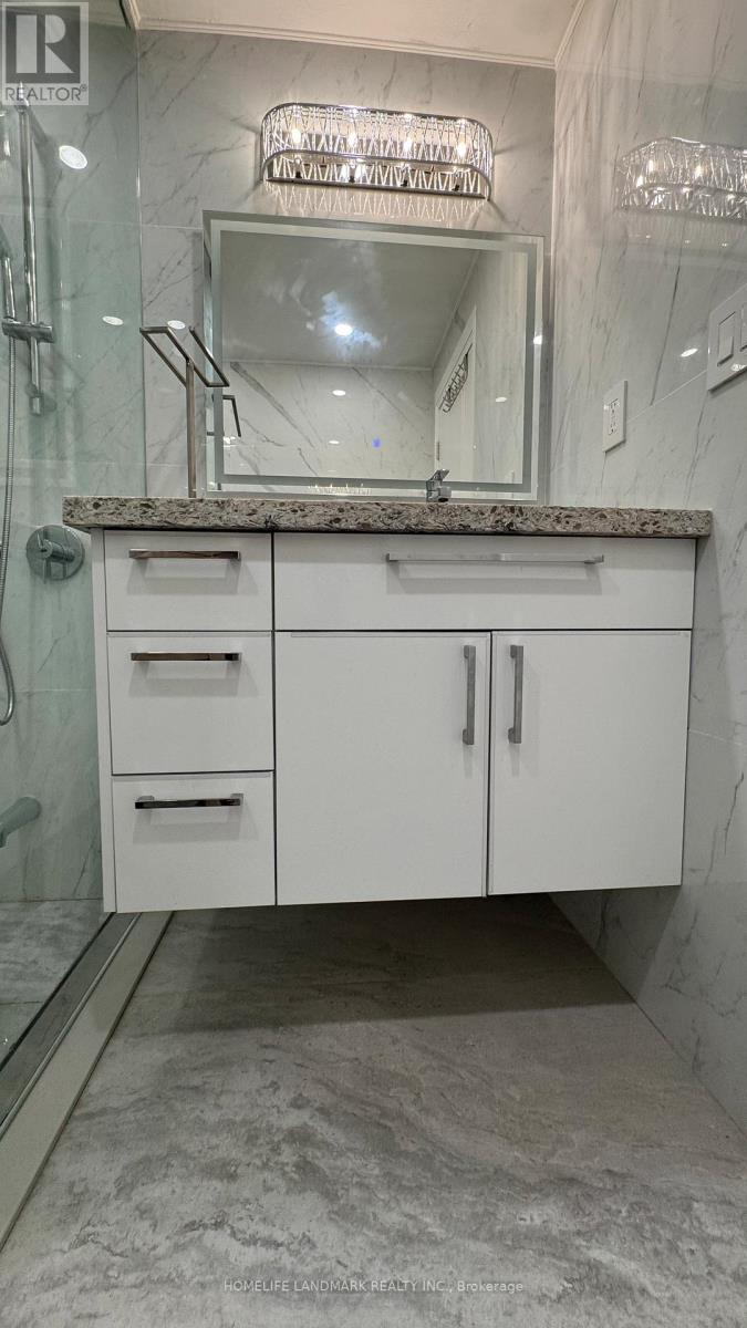 35 Robingrove Road, Toronto, Ontario  M2R 2Z8 - Photo 10 - C12445752