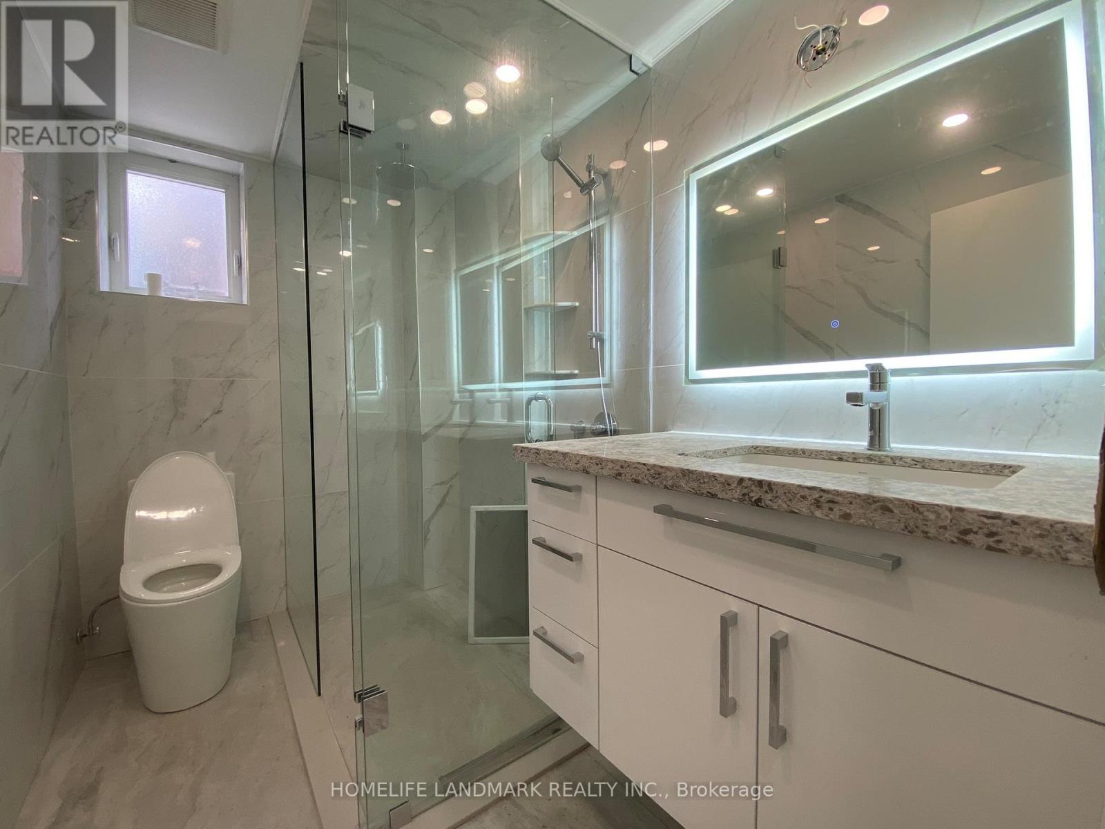 35 Robingrove Road, Toronto, Ontario  M2R 2Z8 - Photo 9 - C12445752