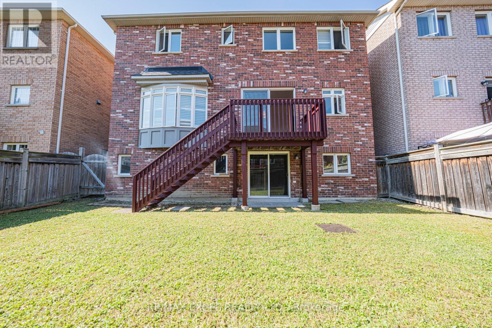 127 Alpaca Drive, Richmond Hill, Ontario L4E 0R2 - Photo 42 - N12443175