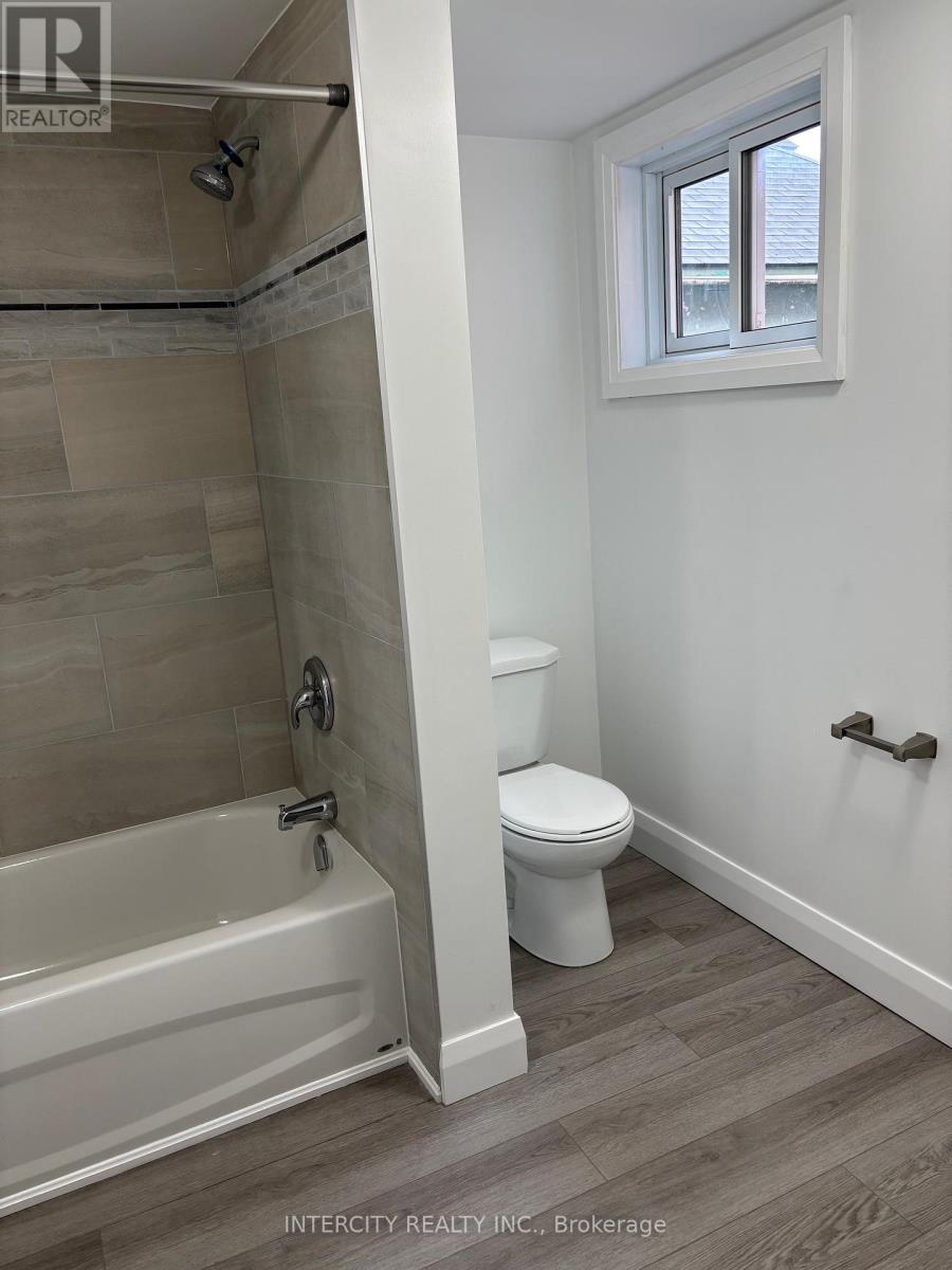 90 Coldwater Road W, Orillia, Ontario  L3V 5L5 - Photo 17 - S12487850