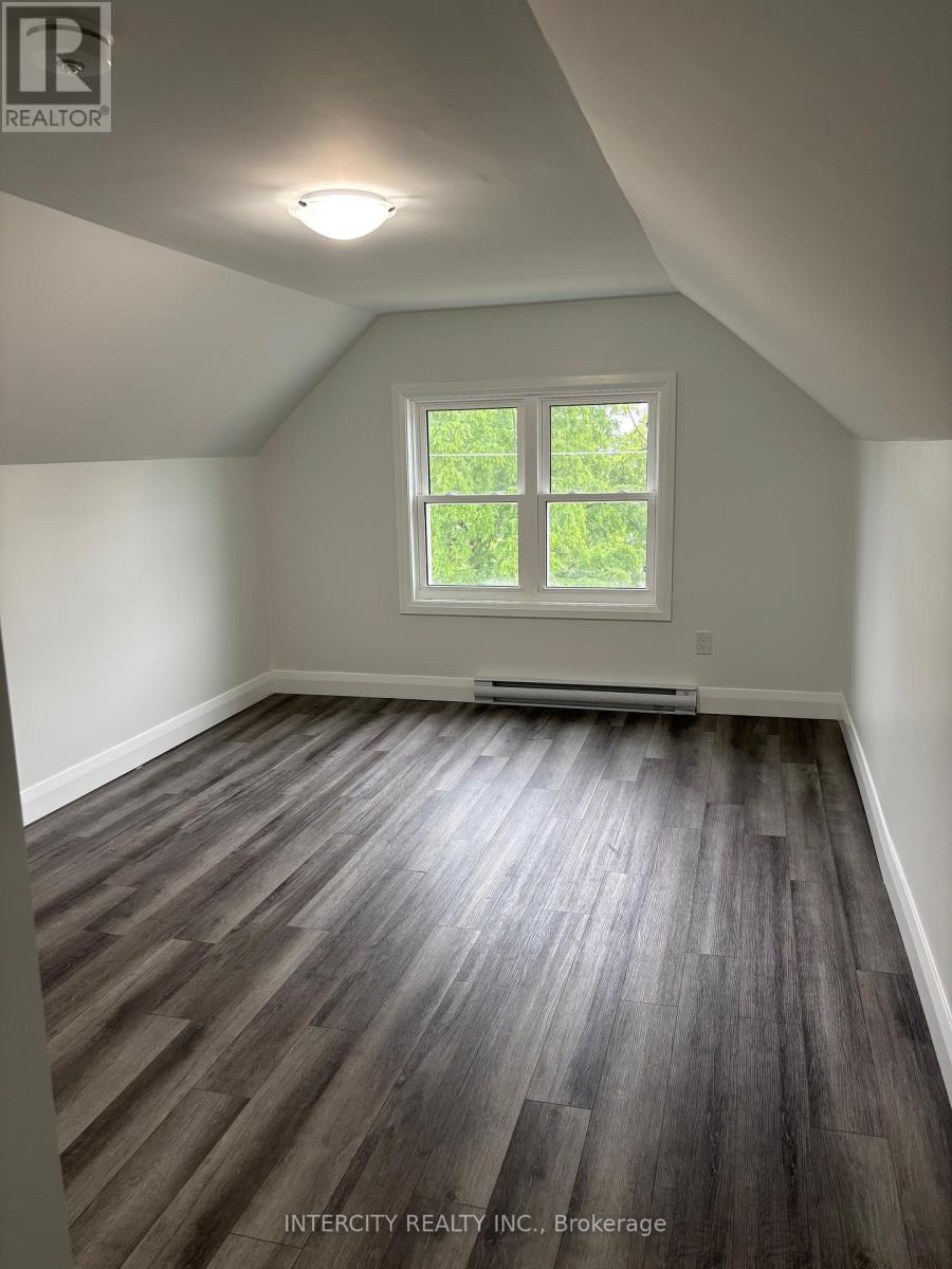 90 Coldwater Road W, Orillia, Ontario  L3V 5L5 - Photo 6 - S12487850